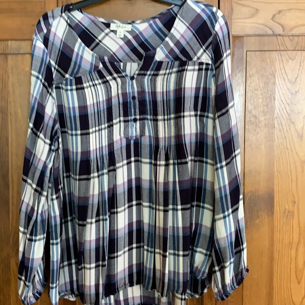 Plaid shirt blue black cream blue purple